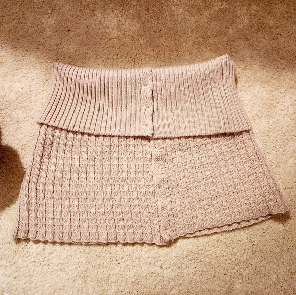 Knit neck/ bum warmer - Picture 4 of 5